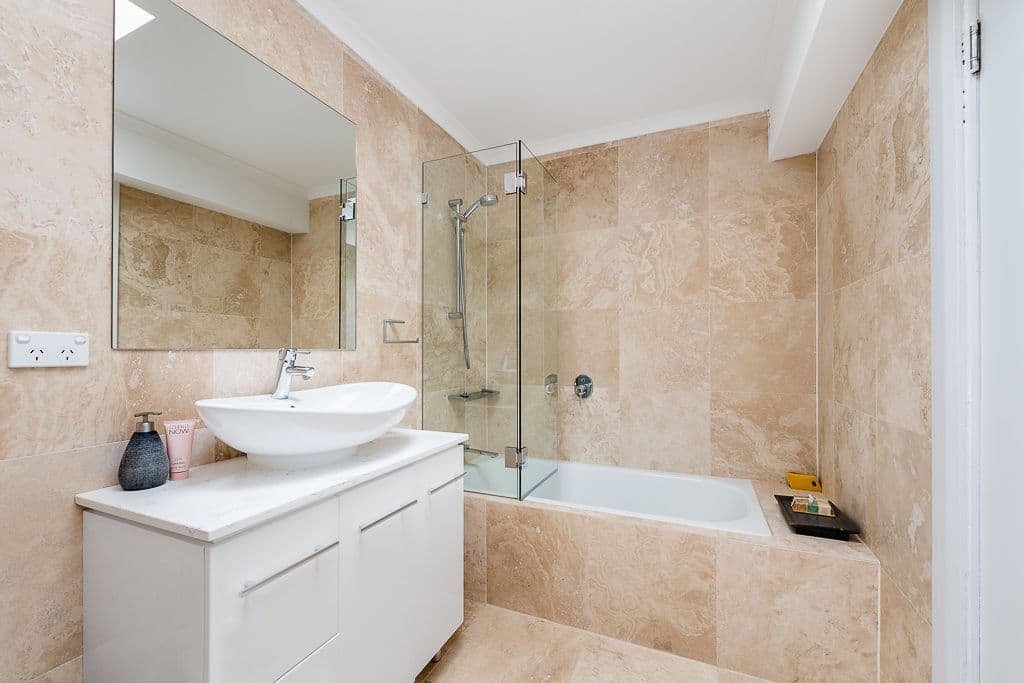 12 Hope Street, West Footscray - Thumbnail 8
