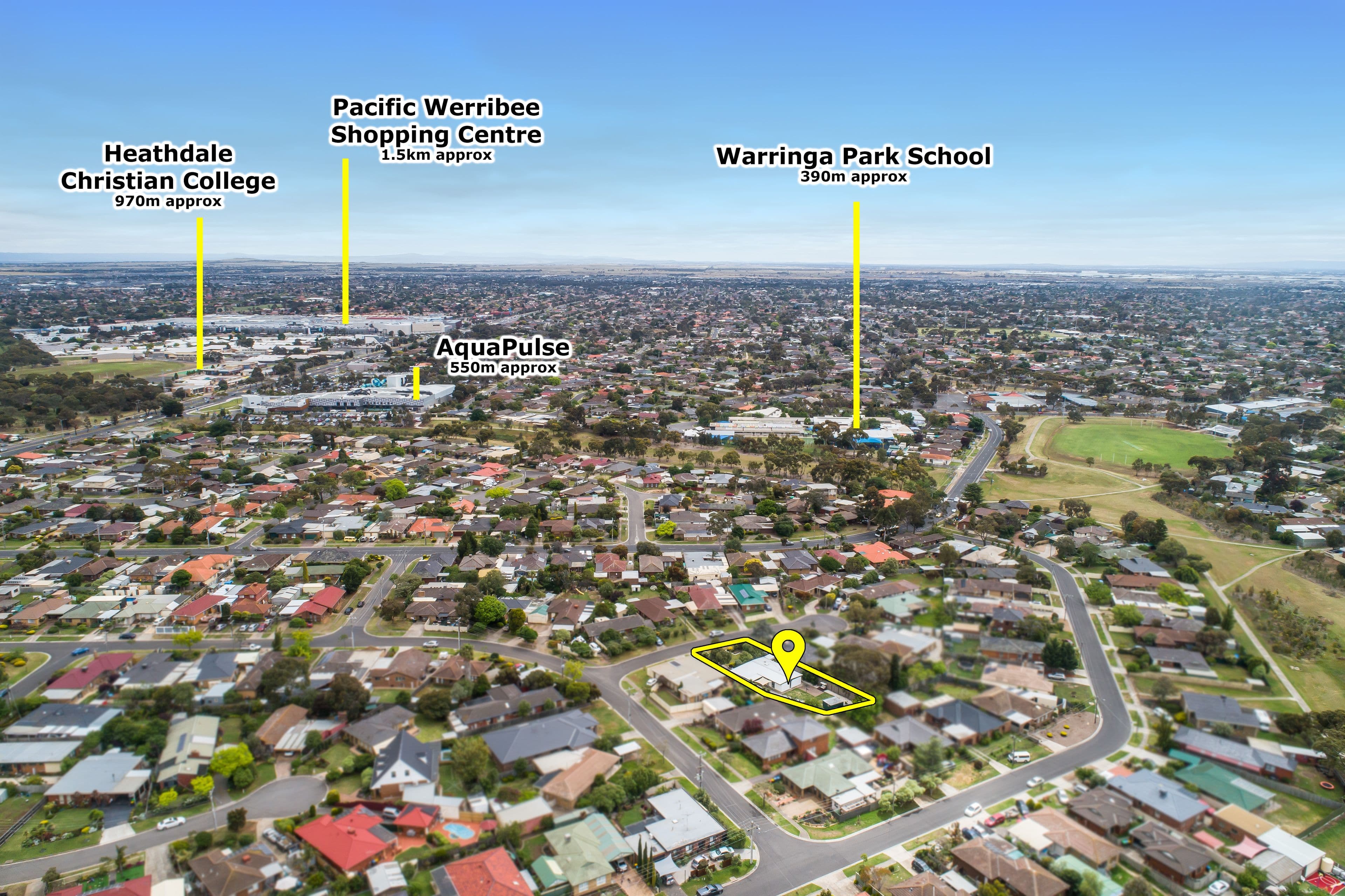 4 Lockhart Court, Hoppers Crossing VIC 3029, Hoppers Crossing - Thumbnail 2