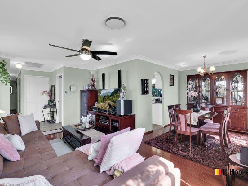 8 Millard Crescent, Plumpton NSW 2761, Plumpton - Thumbnail 3