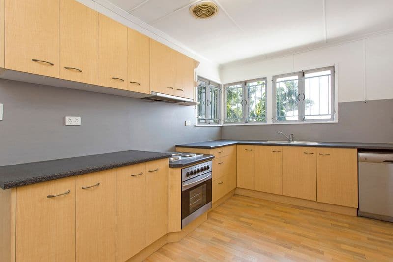19 Wemvern Street, Upper Mount Gravatt QLD 4122, Upper Mount Gravatt - Thumbnail 4