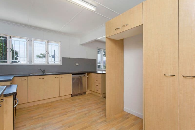 19 Wemvern Street, Upper Mount Gravatt QLD 4122, Upper Mount Gravatt - Thumbnail 5