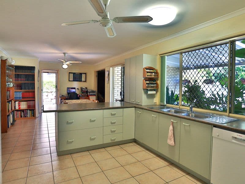 60 Floramy Street, BOONDALL QLD 4034, Boondall - Thumbnail 5