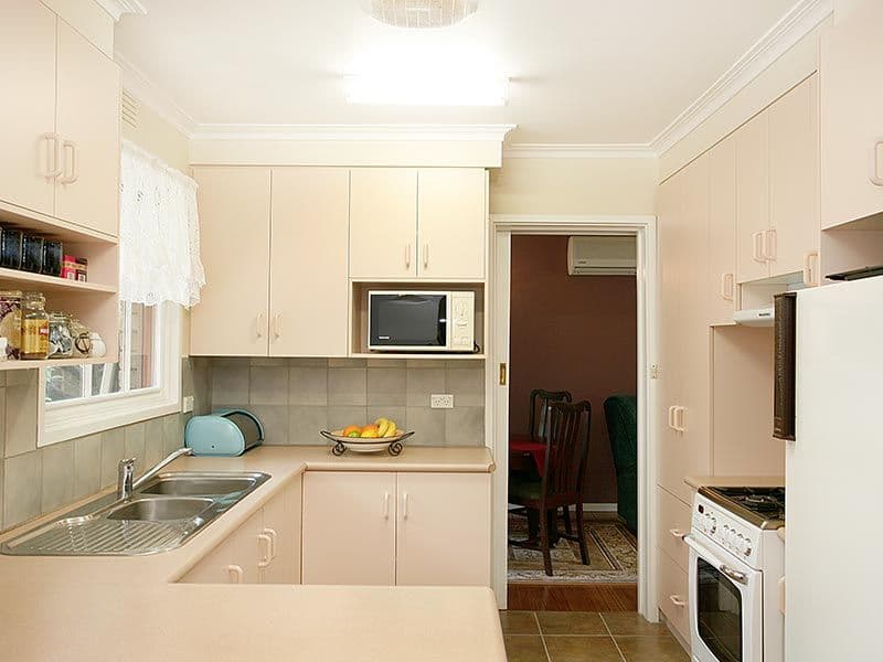 3  Hillside Avenue, BORONIA VIC 3155, Boronia - Thumbnail 2