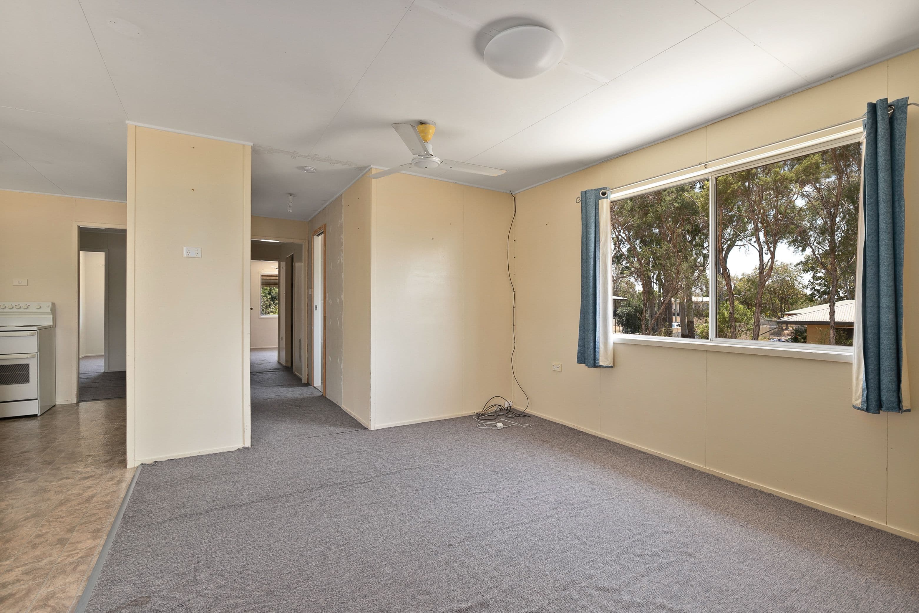18 Martin Place, Emerald QLD 4720, Emerald - Thumbnail 6