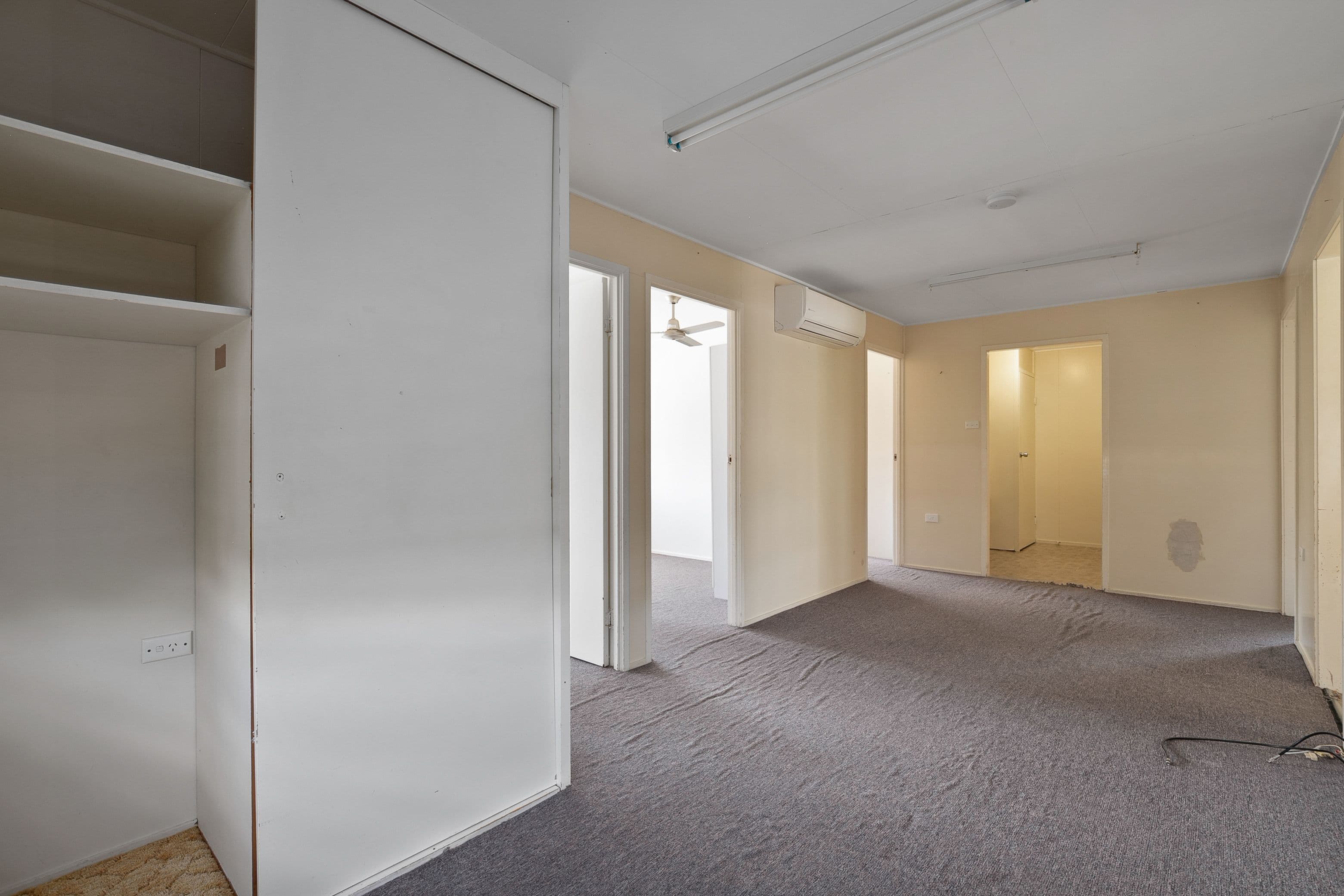 18 Martin Place, Emerald QLD 4720, Emerald - Thumbnail 8