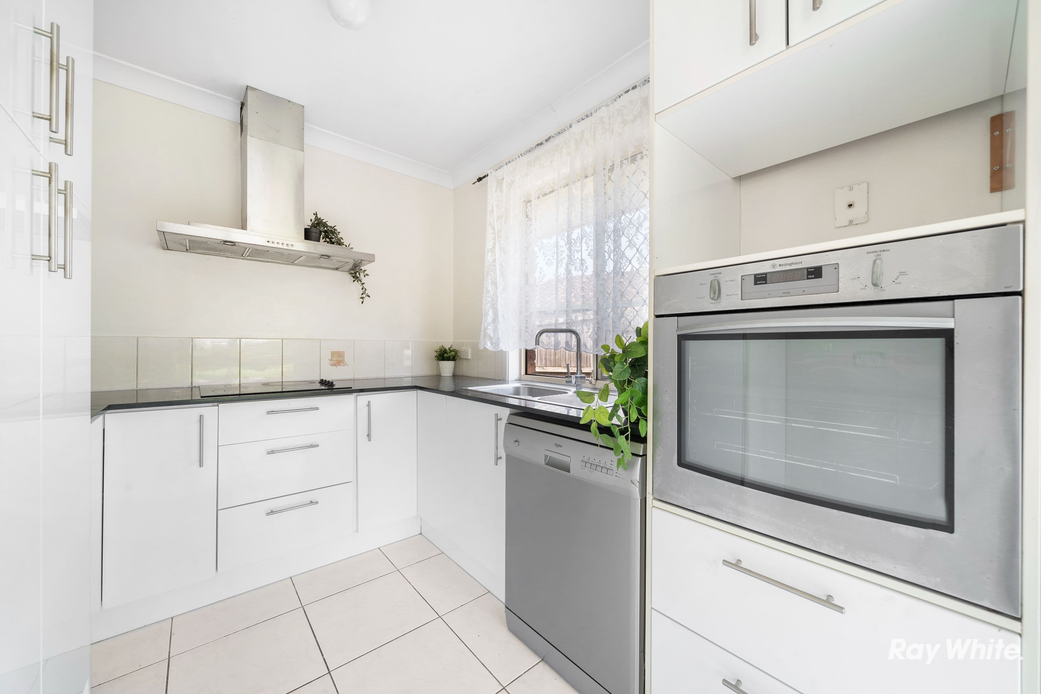 30 Stoten Street, Eagleby QLD 4207, Eagleby - Thumbnail 3