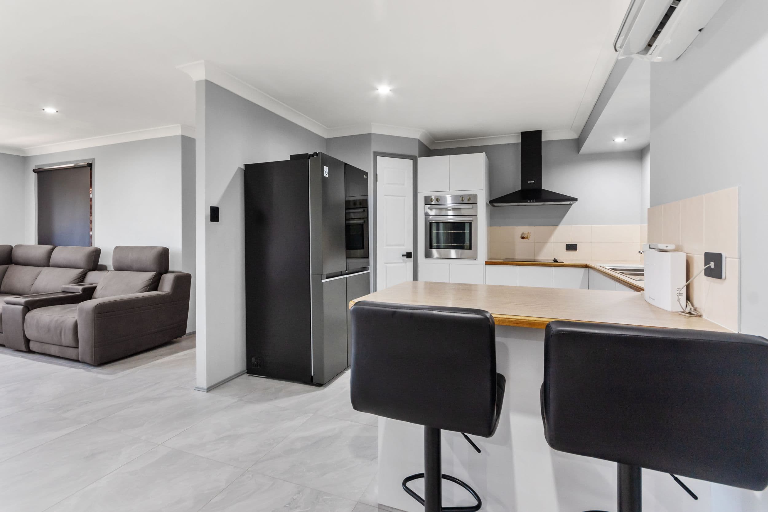 11 Hillmont Crescent, Morayfield QLD 4506, Morayfield - Thumbnail 5