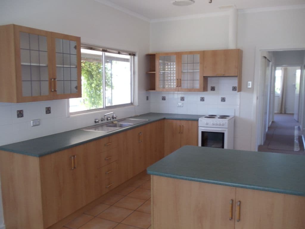 9 Cumberland Road, CLINTON SA 5570, Clinton - Thumbnail 3