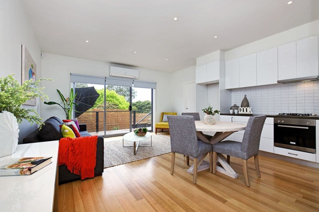 326 Thompsons Road, Templestowe Lower VIC 3107, Templestowe Lower - Thumbnail 2