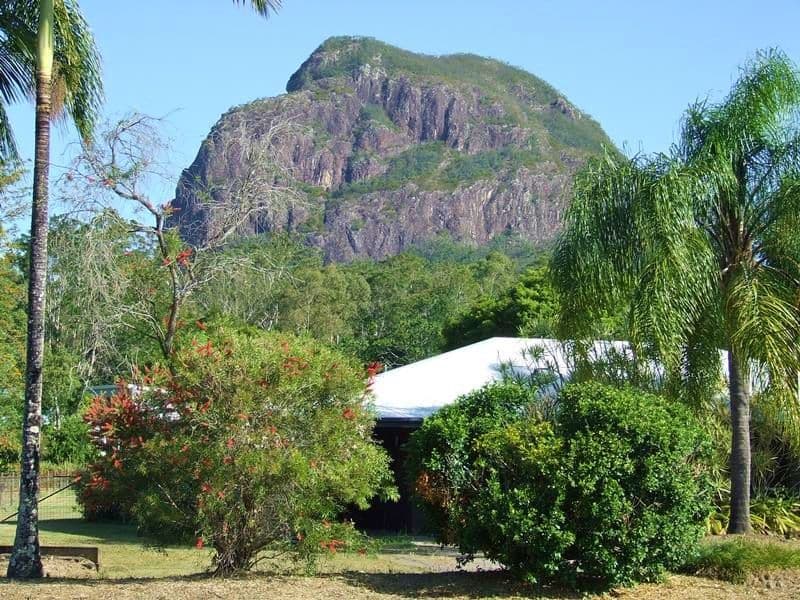 15 Parkview Road, GLASS HOUSE MOUNTAINS QLD 4518, Glass House Mountains - Thumbnail 4