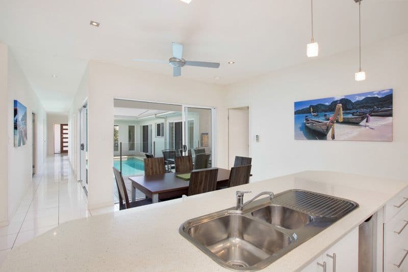 30 Lagoon Drive, Trinity Beach QLD 4879, Trinity Beach - Thumbnail 6