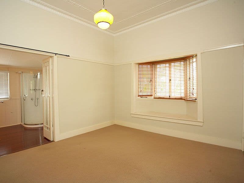 313 Riding Road, BALMORAL QLD 4171, Balmoral - Thumbnail 5