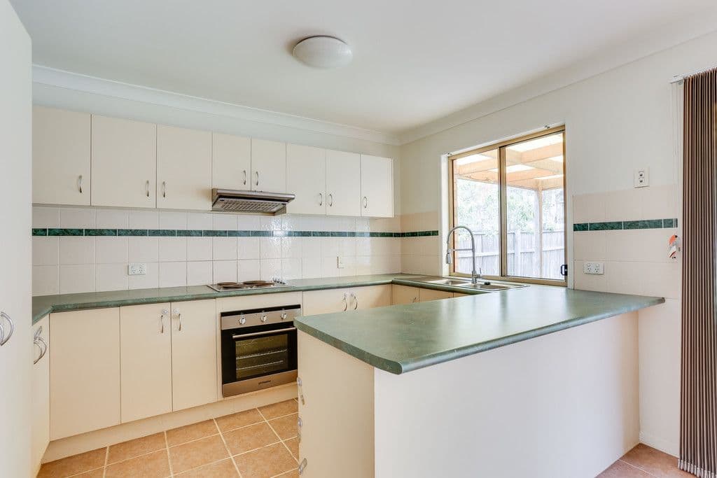 30 Columbus Place, Forest Lake QLD 4078, Forest Lake - Thumbnail 2