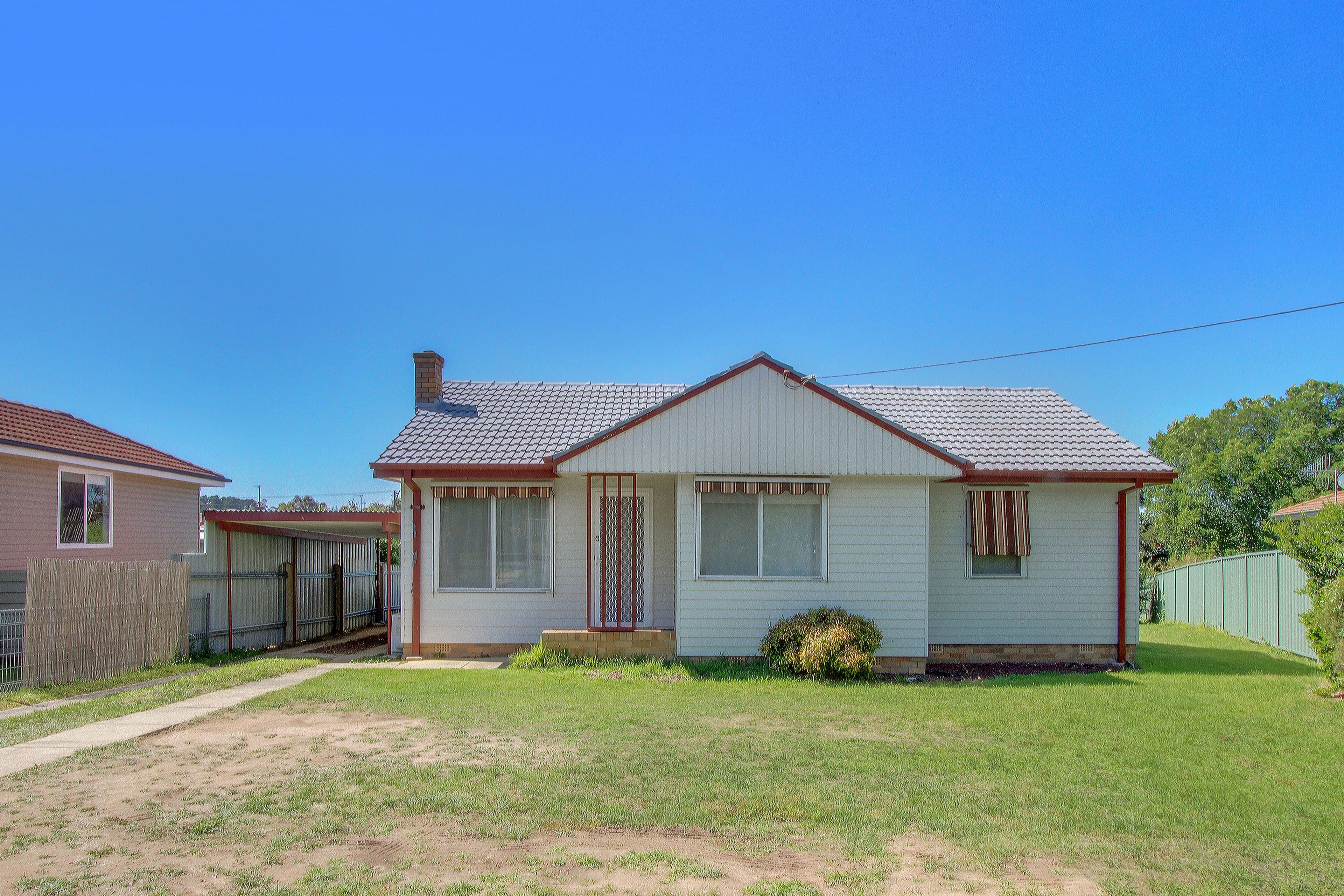43 Chisholm Street, Goulburn - Image 1