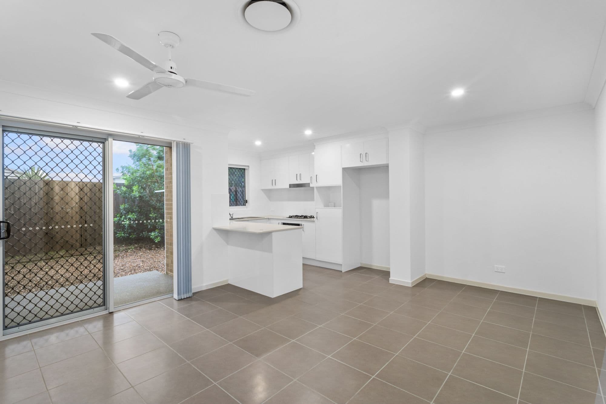 15 Abercrombie Street, Mango Hill QLD 4509, Mango Hill - Thumbnail 2
