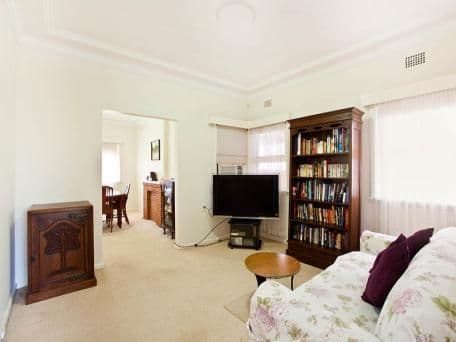 4 Jones Avenue, MONTEREY NSW 2217, Monterey - Thumbnail 4