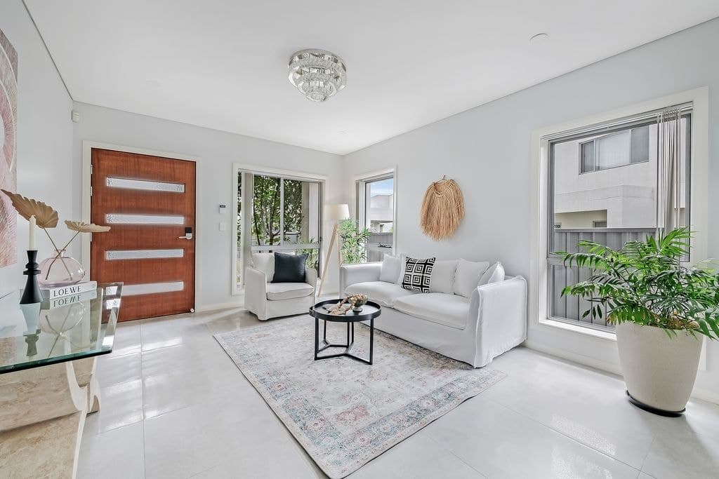 7A Holstein Close, Quakers Hill - Thumbnail 3