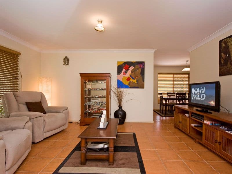 24 Jindabyne Circuit, FOREST LAKE QLD 4078, Forest Lake - Thumbnail 3