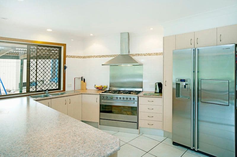 11 Gatton Court, HELENSVALE QLD 4212, Helensvale - Thumbnail 7