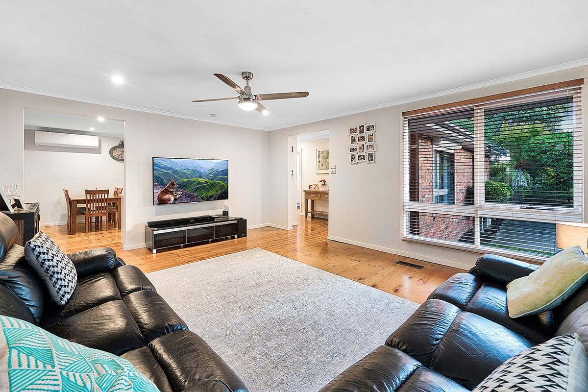 23 Ravensthorpe Crescent, Narre Warren VIC 3805, Narre Warren - Thumbnail 3