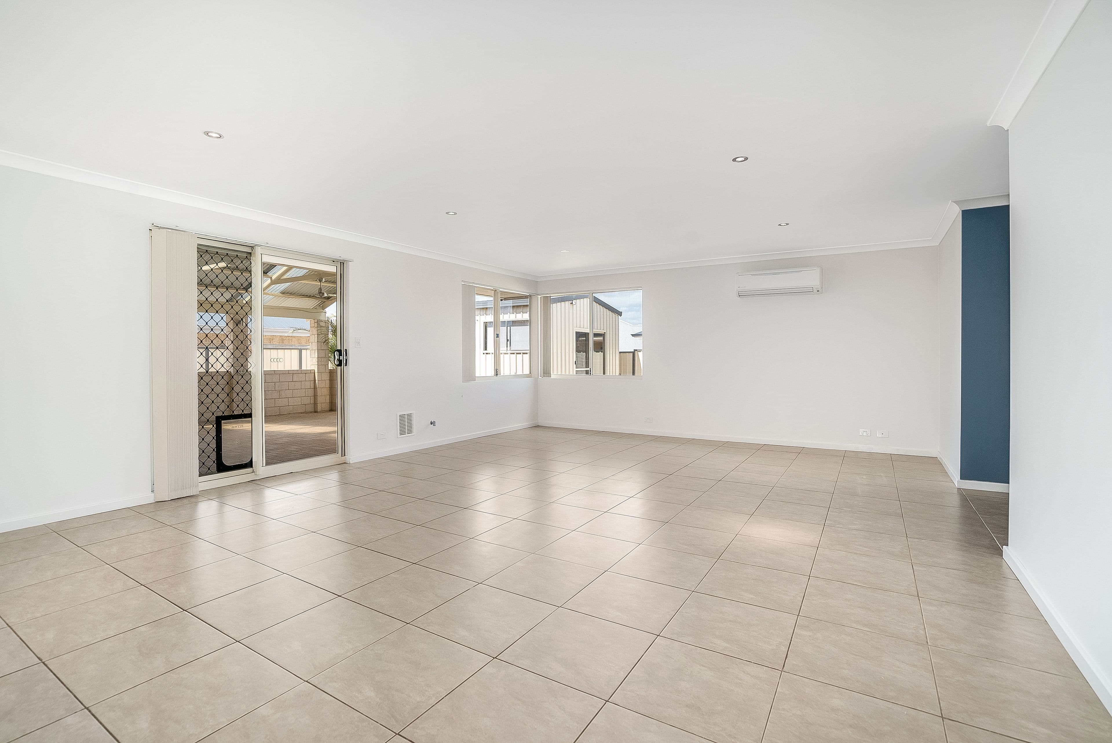18 Bagley Crescent, Mount Tarcoola WA 6530, Mount Tarcoola - Thumbnail 3