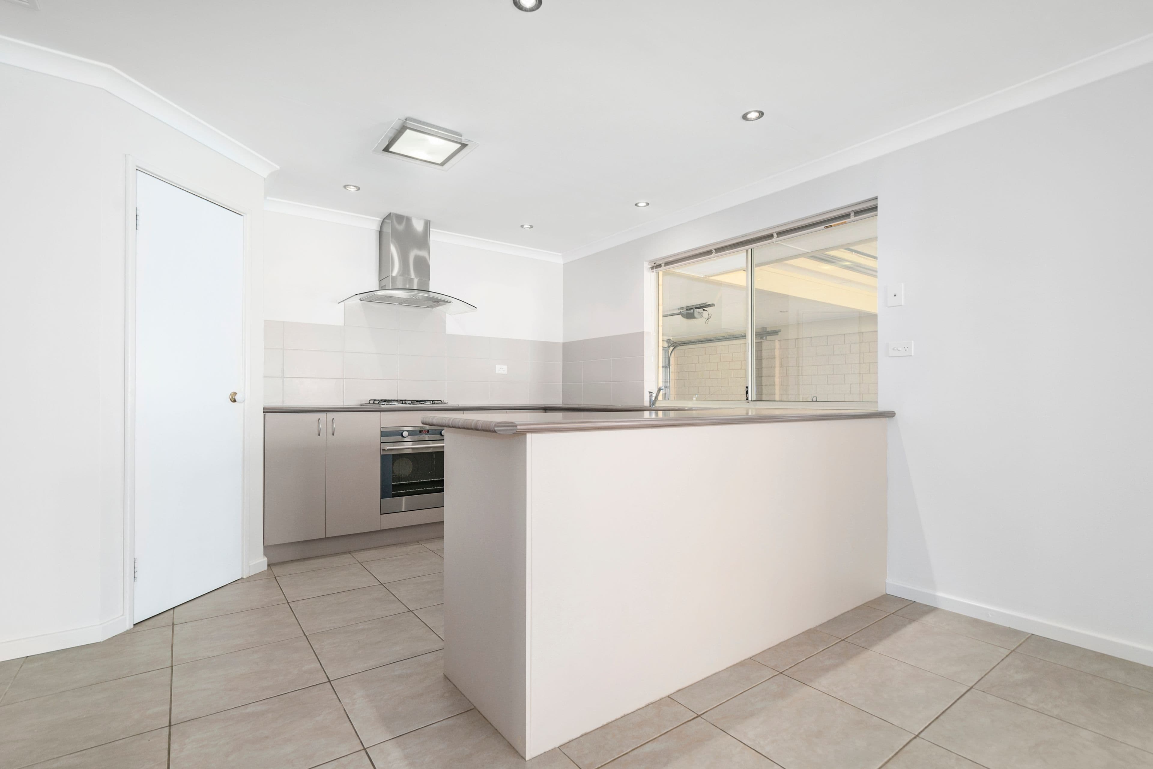 18 Bagley Crescent, Mount Tarcoola WA 6530, Mount Tarcoola - Thumbnail 4