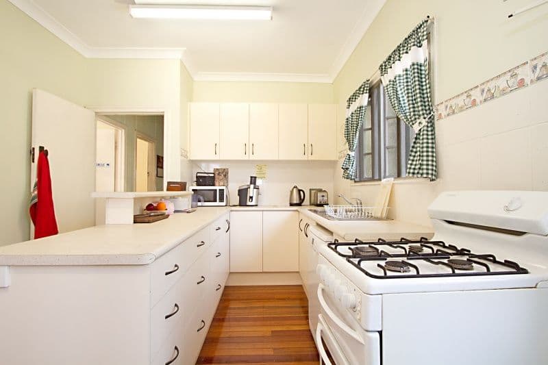 65 Hamilton Street, Sherwood QLD 4075, Sherwood - Thumbnail 4