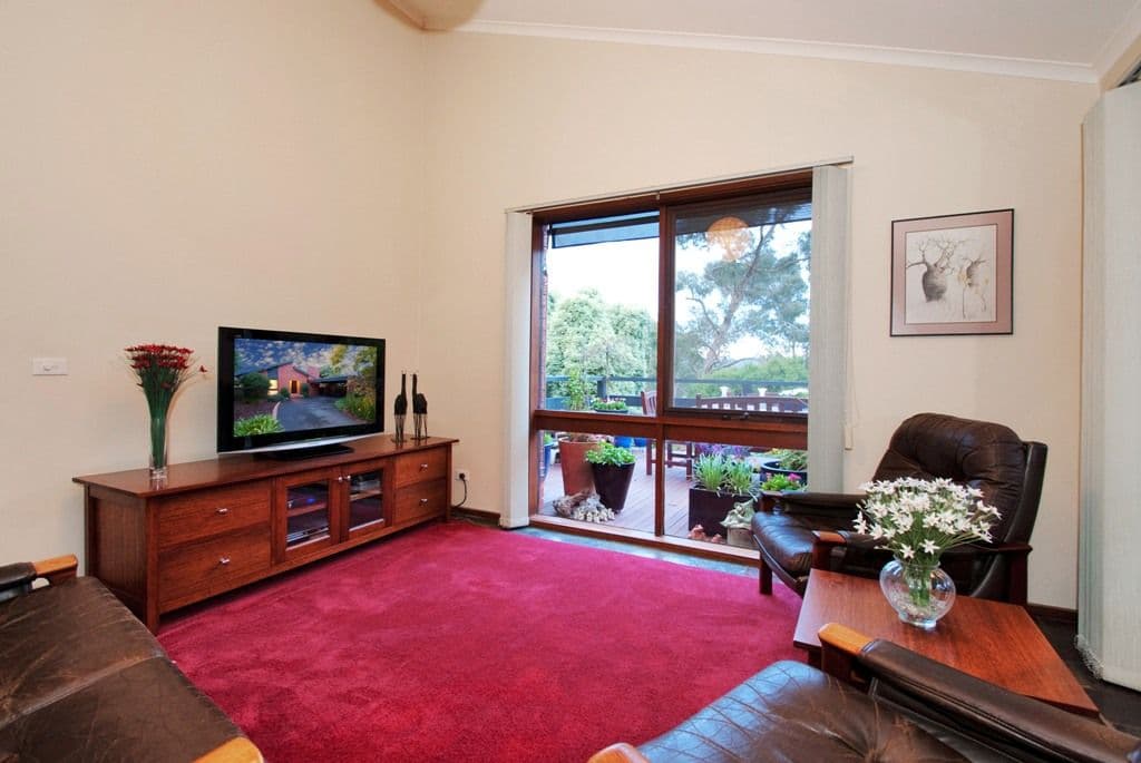 70 NEUPARTH Road, CROYDON NORTH VIC 3136, Croydon North - Thumbnail 4