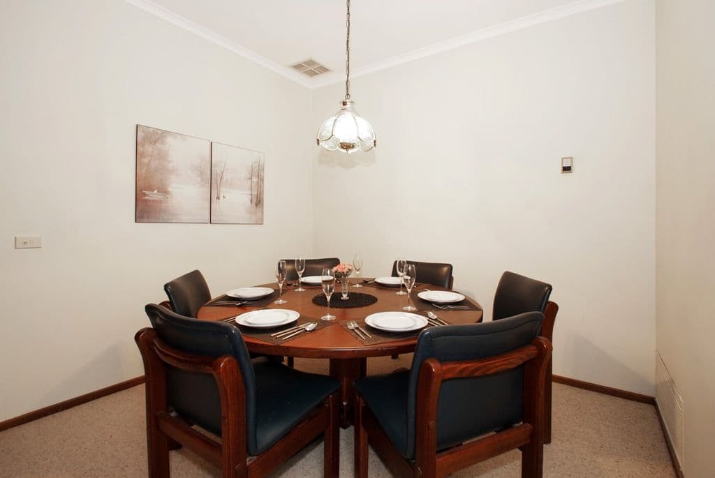70 NEUPARTH Road, CROYDON NORTH VIC 3136, Croydon North - Thumbnail 6