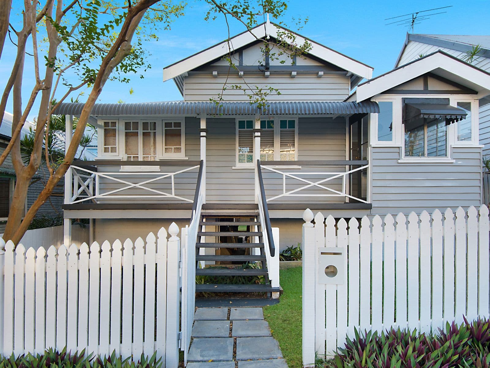 25 Isaac Street, Milton QLD 4064, Milton - Image 1