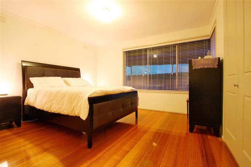 4 Moreton Crescent, BUNDOORA VIC 3083, Bundoora - Thumbnail 4