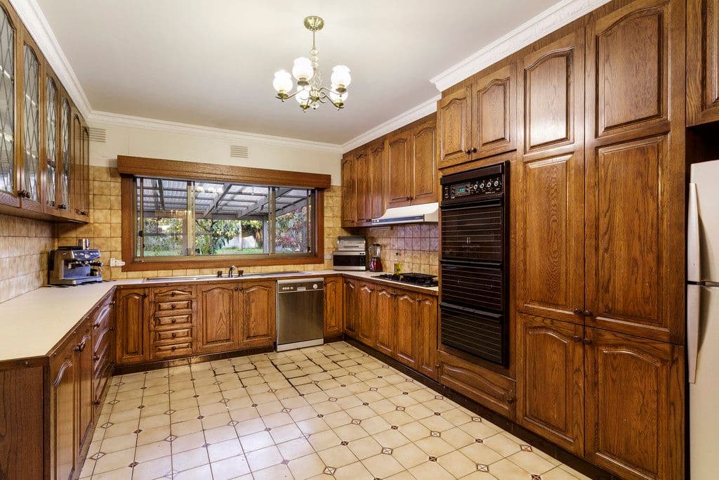 13 Cabena Crescent, Chadstone VIC 3148, Chadstone - Thumbnail 3