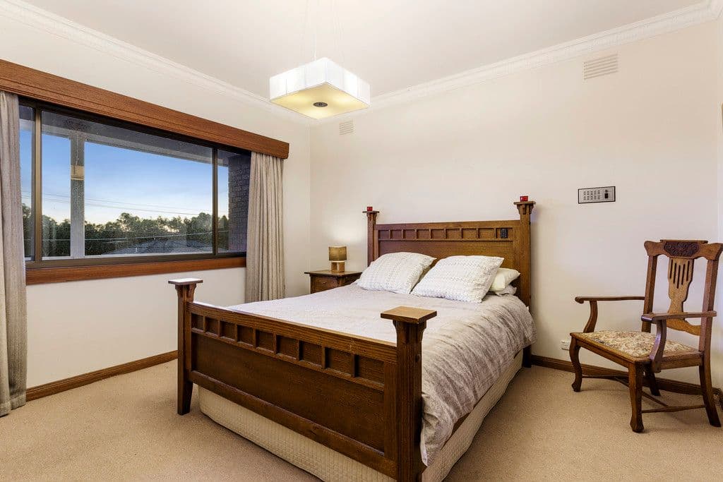 13 Cabena Crescent, Chadstone VIC 3148, Chadstone - Thumbnail 5