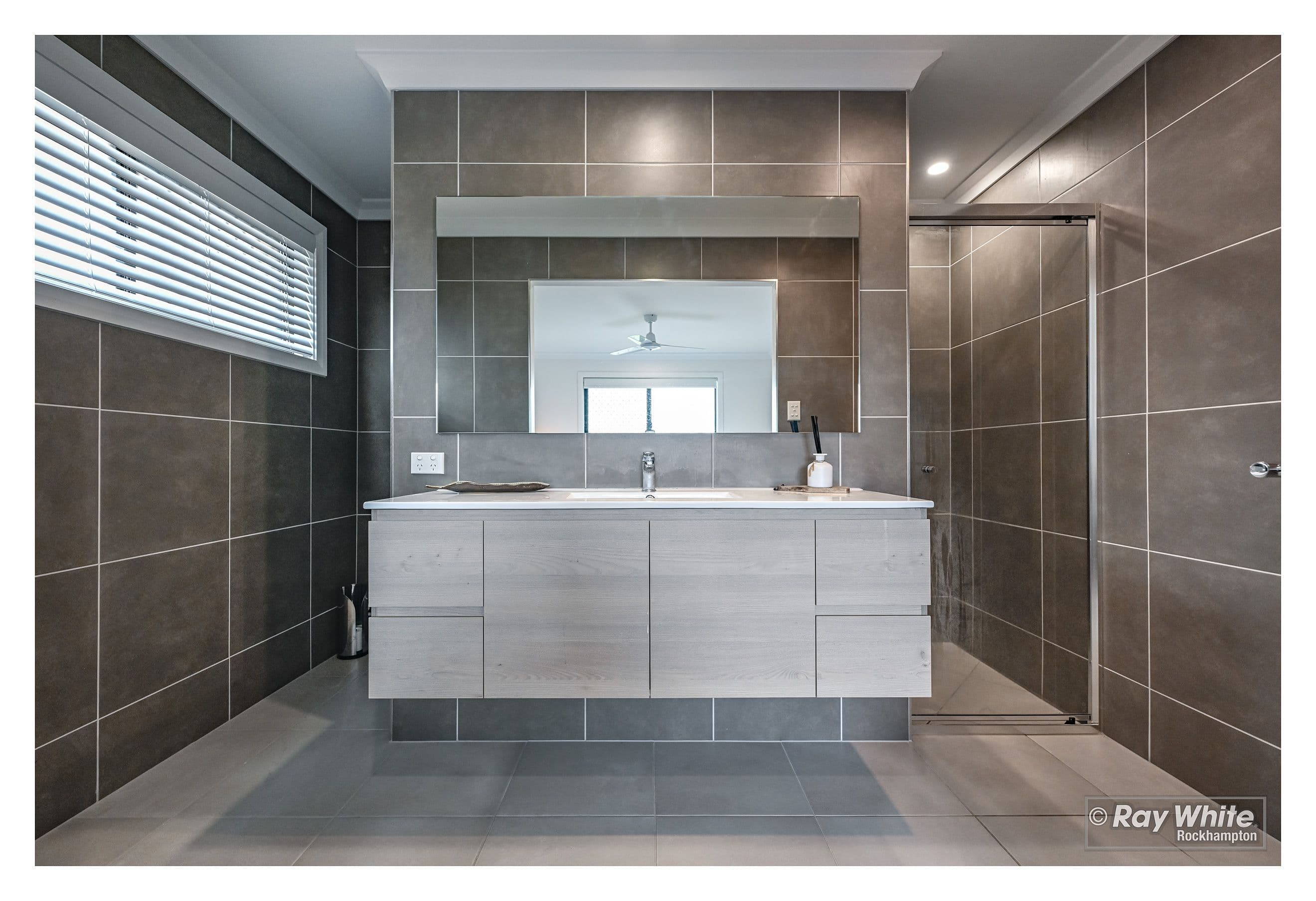 74 Varsity Crescent, Norman Gardens QLD 4701, Norman Gardens - Thumbnail 4
