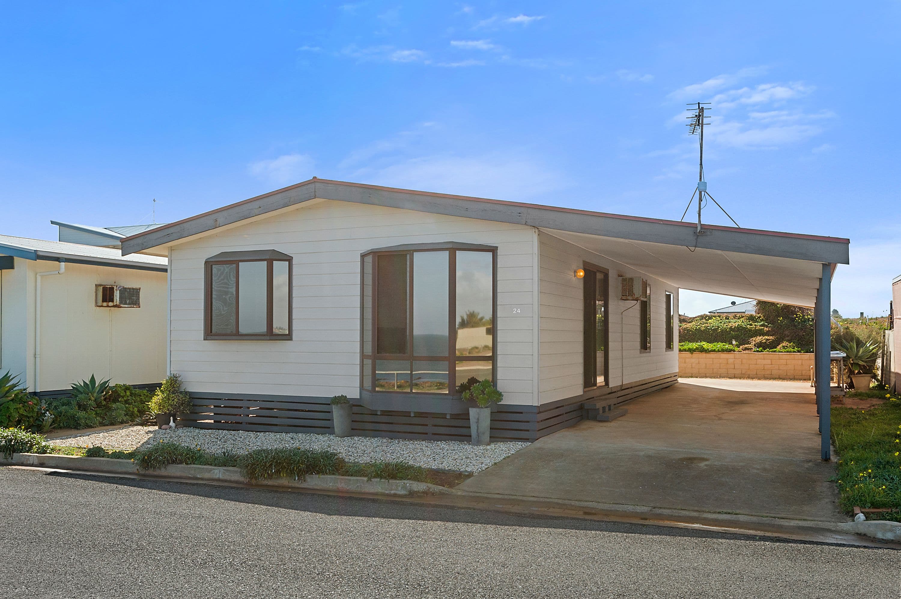 24 Kay Drive, North Beach SA 5556, North Beach - Thumbnail 2
