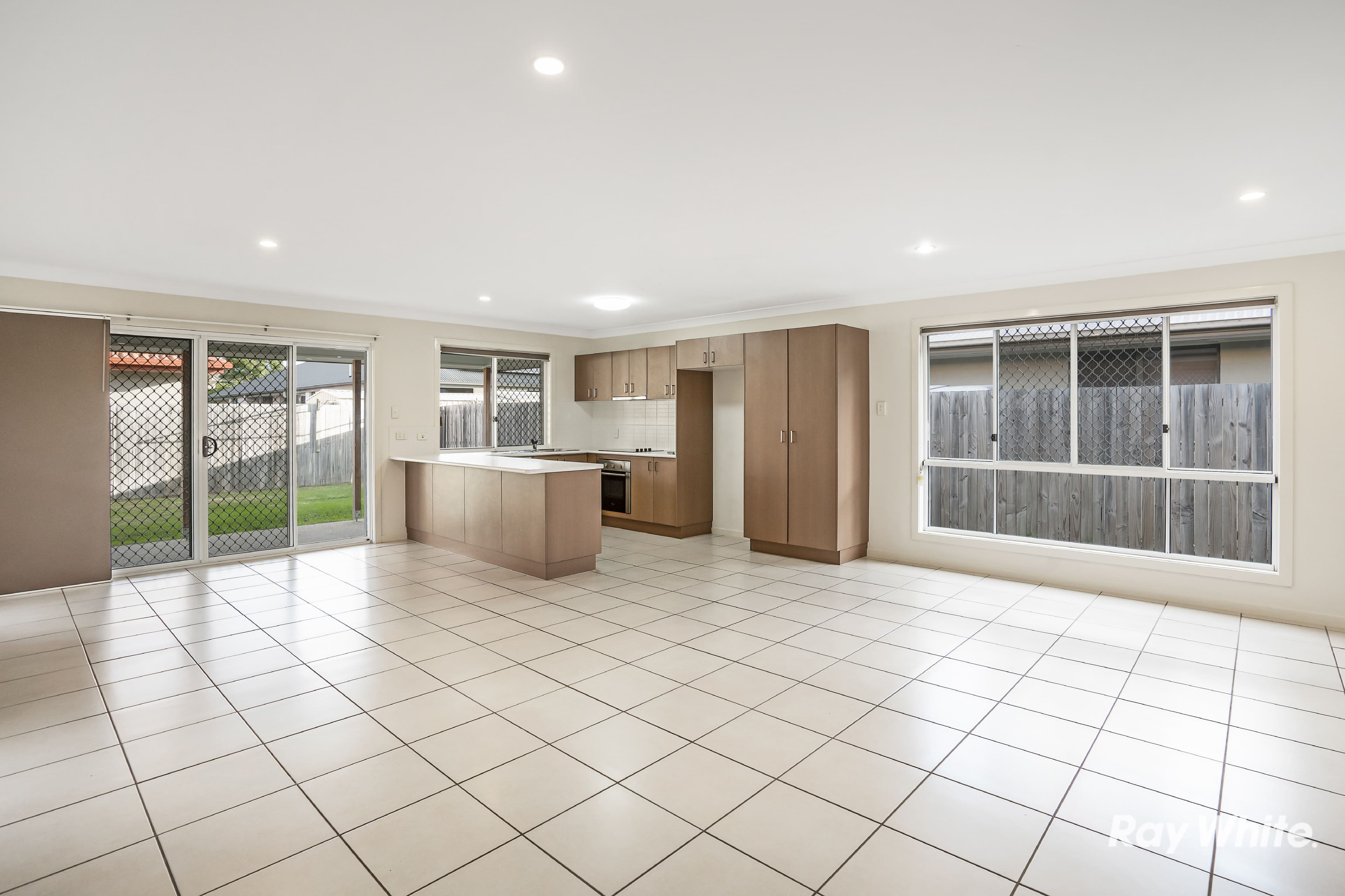 5 Kenilworth Crescent, Waterford QLD 4133, Waterford - Thumbnail 6