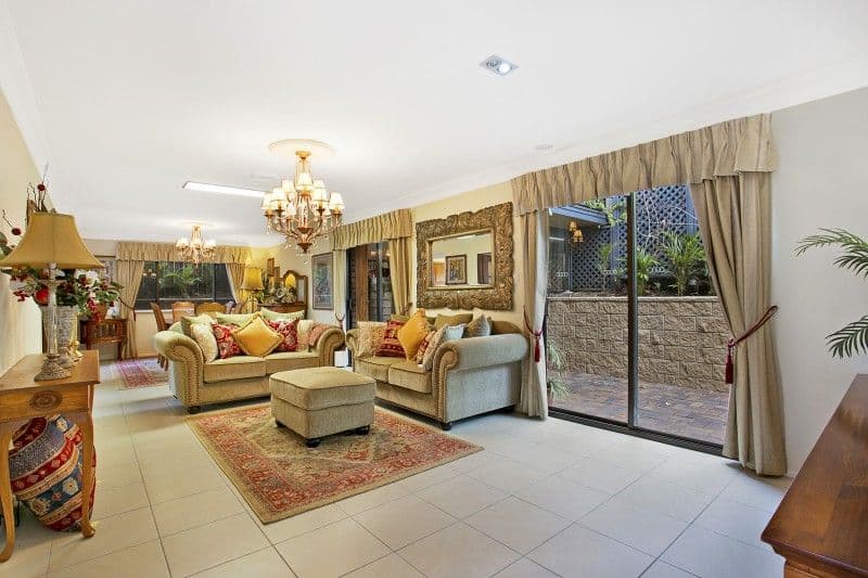 16 Dulhunty Street, Chapel Hill QLD 4069, Chapel Hill - Thumbnail 2