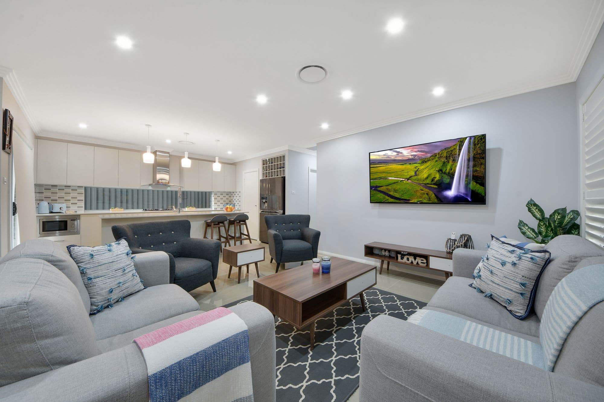 17 Bushpea Avenue, Denham Court - Thumbnail 3