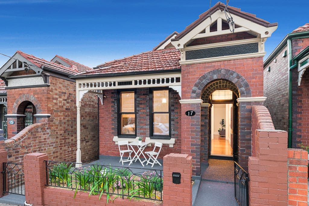 17 Myrtle Street, Stanmore - Image 1