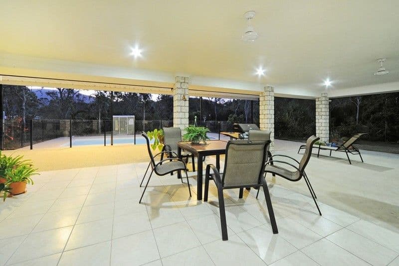 372 Paluma Road, CANNONVALE QLD 4802, Cannonvale - Thumbnail 3