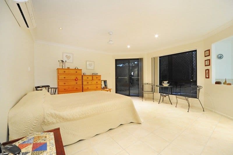 372 Paluma Road, CANNONVALE QLD 4802, Cannonvale - Thumbnail 7
