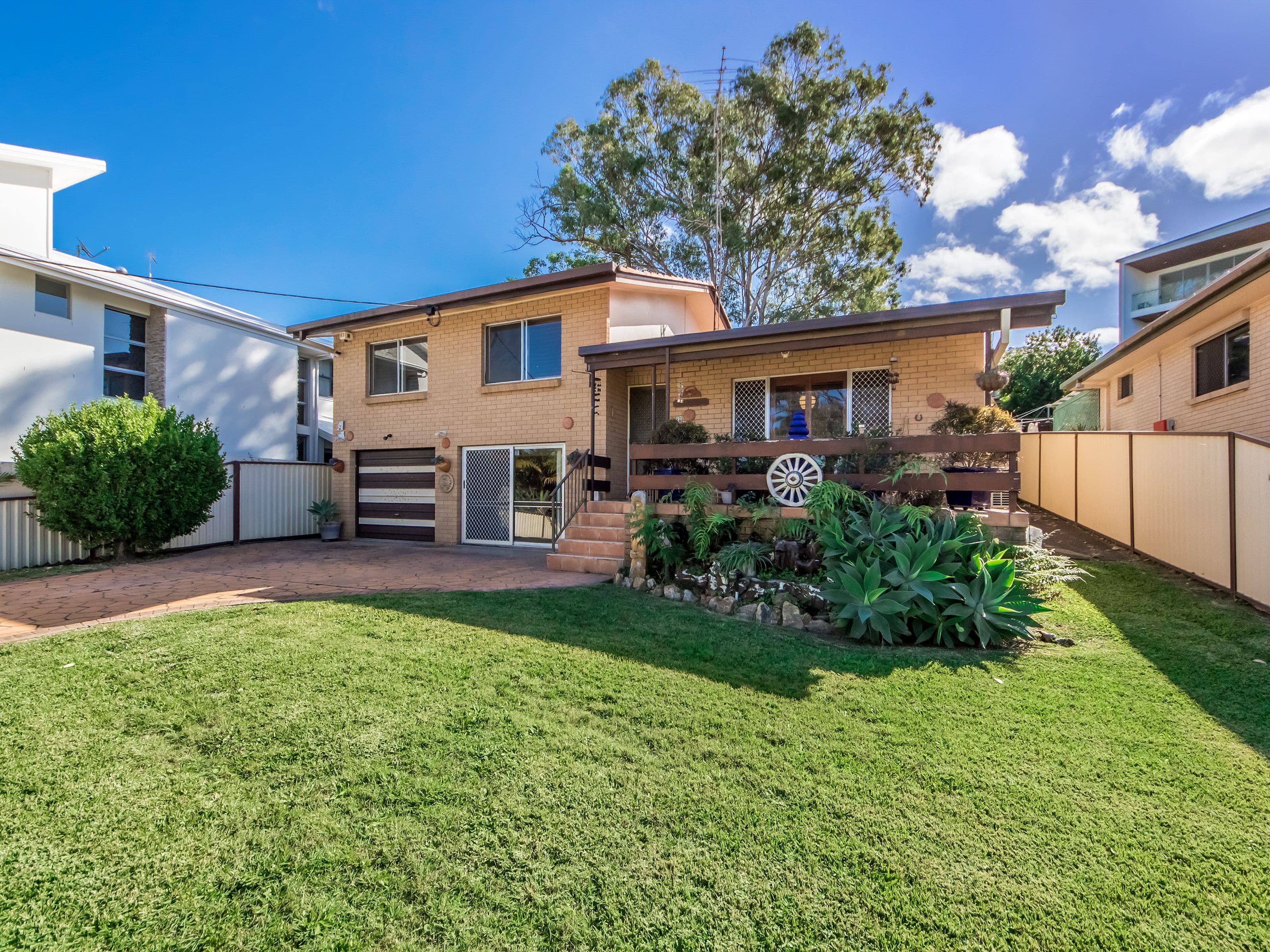 11 Enid Avenue, Southport QLD 4215, Southport - Image 1