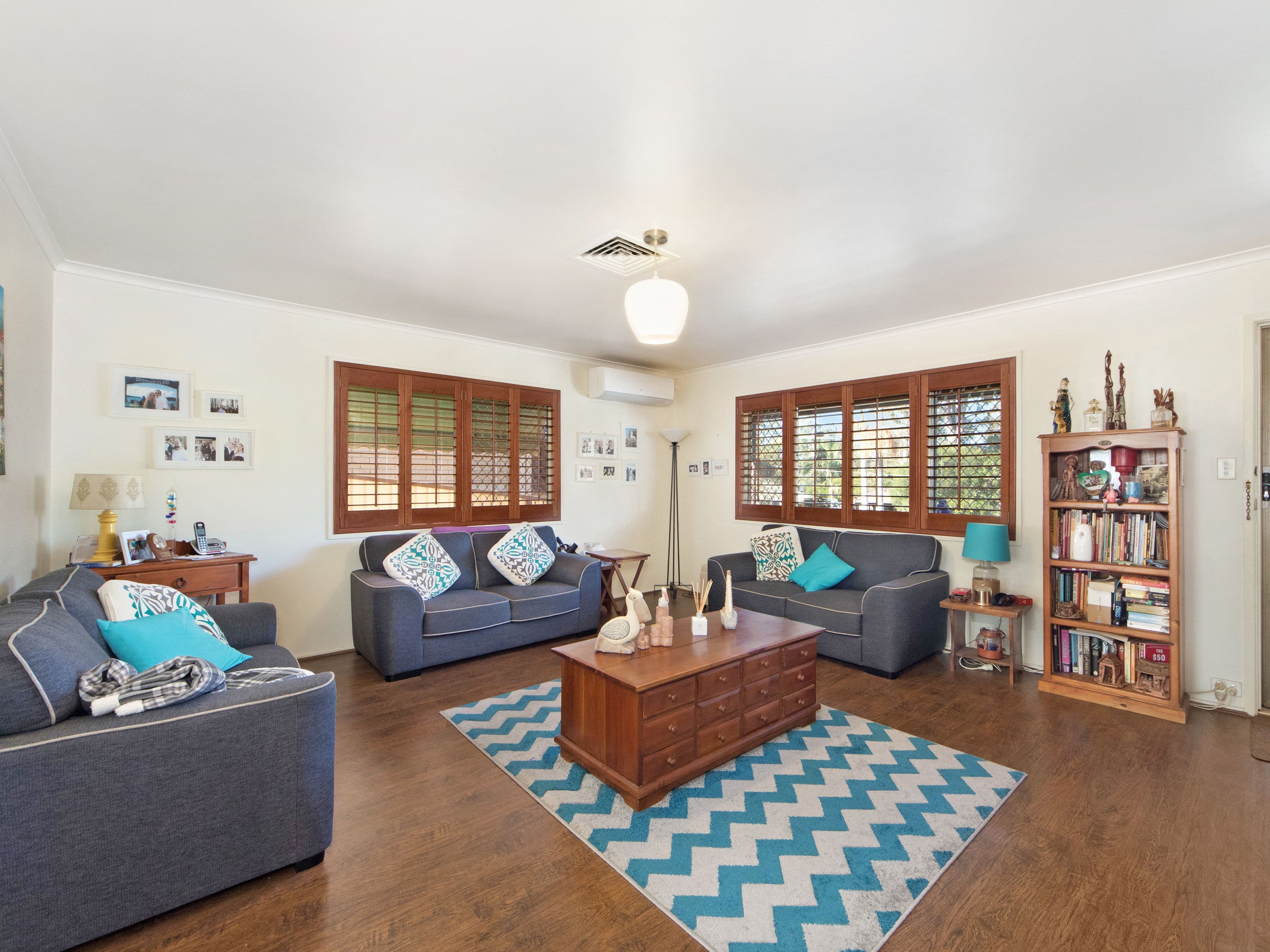 11 Enid Avenue, Southport QLD 4215, Southport - Thumbnail 4