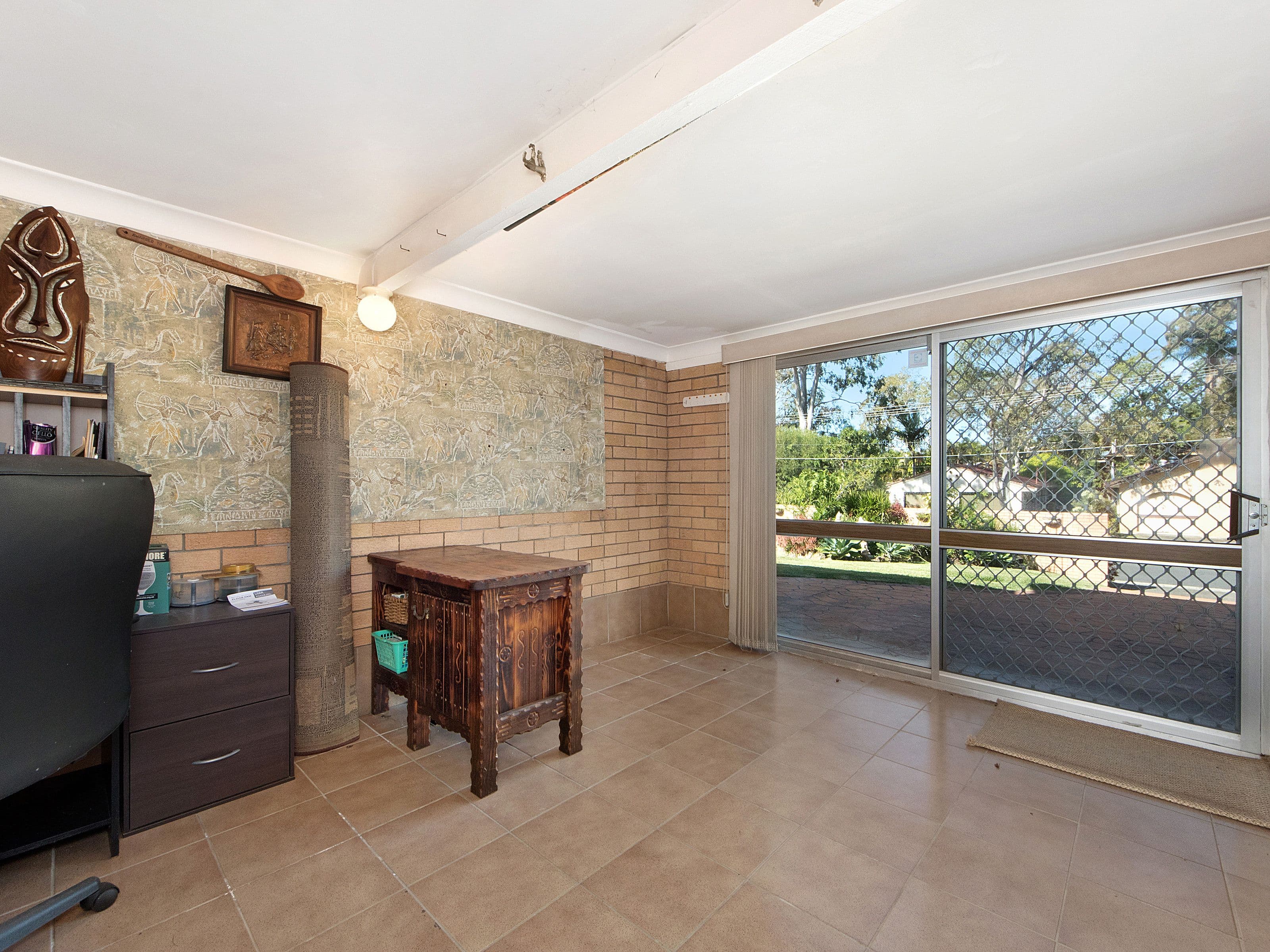 11 Enid Avenue, Southport QLD 4215, Southport - Thumbnail 6