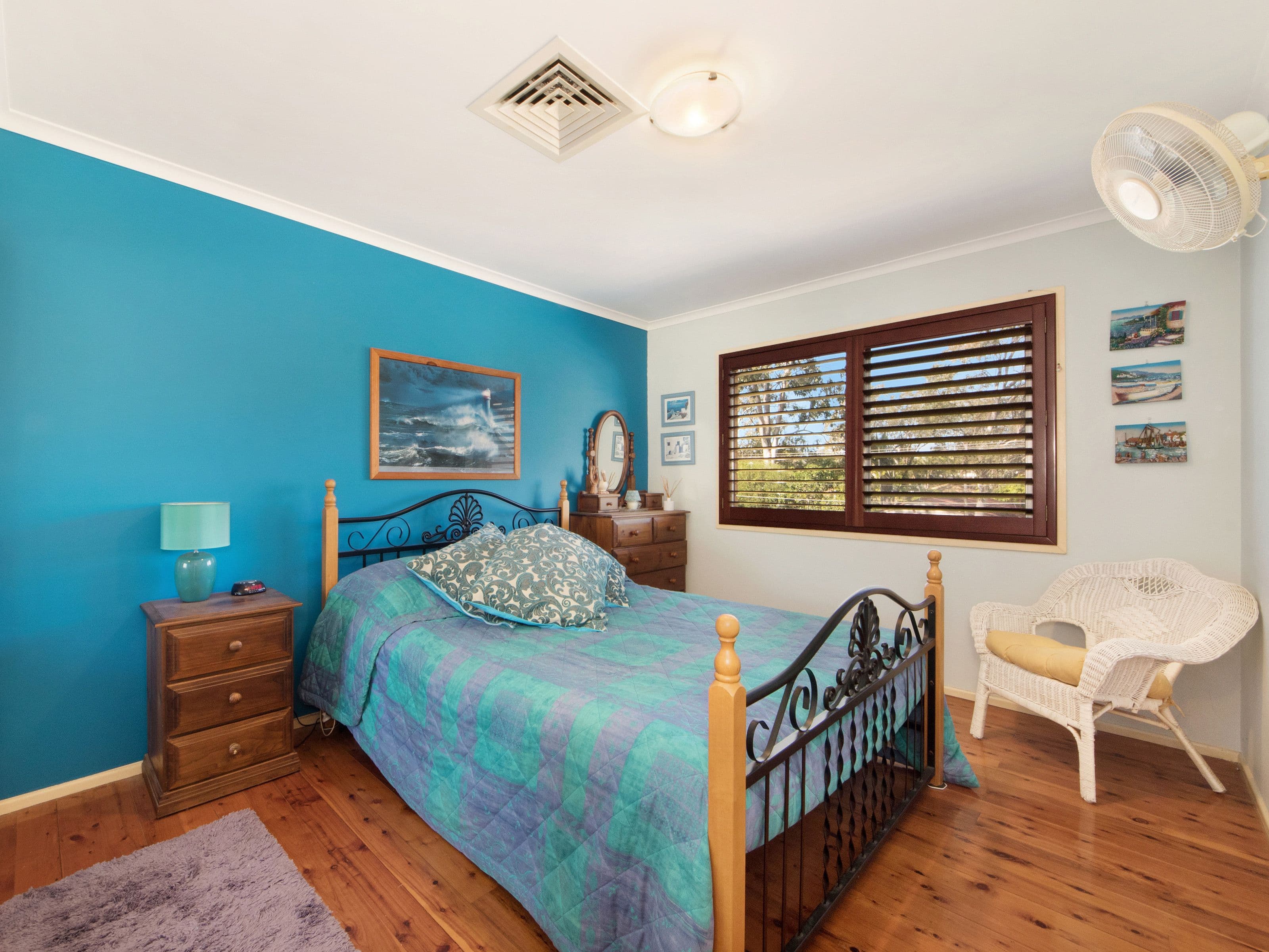 11 Enid Avenue, Southport QLD 4215, Southport - Thumbnail 8