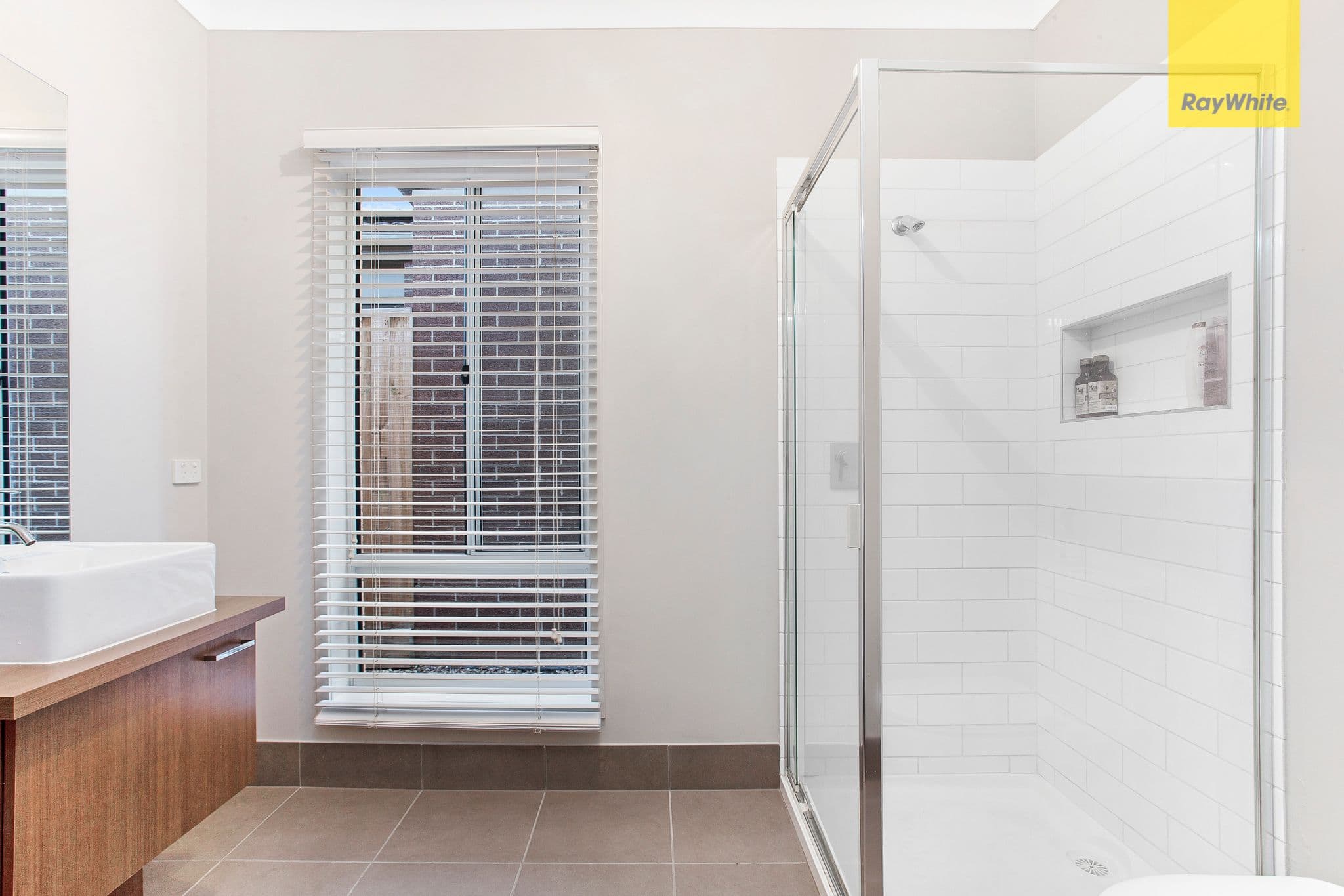 21 Riviera Drive, Hillside VIC 3037, Hillside - Thumbnail 6