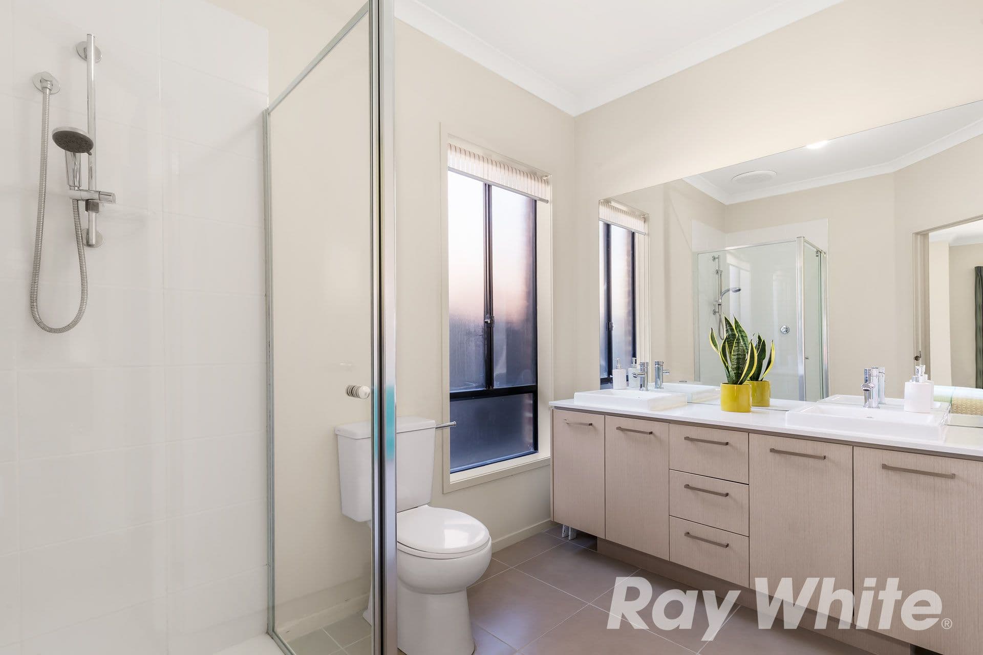 12 Callaway Crescent, Mernda VIC 3754, Mernda - Thumbnail 8