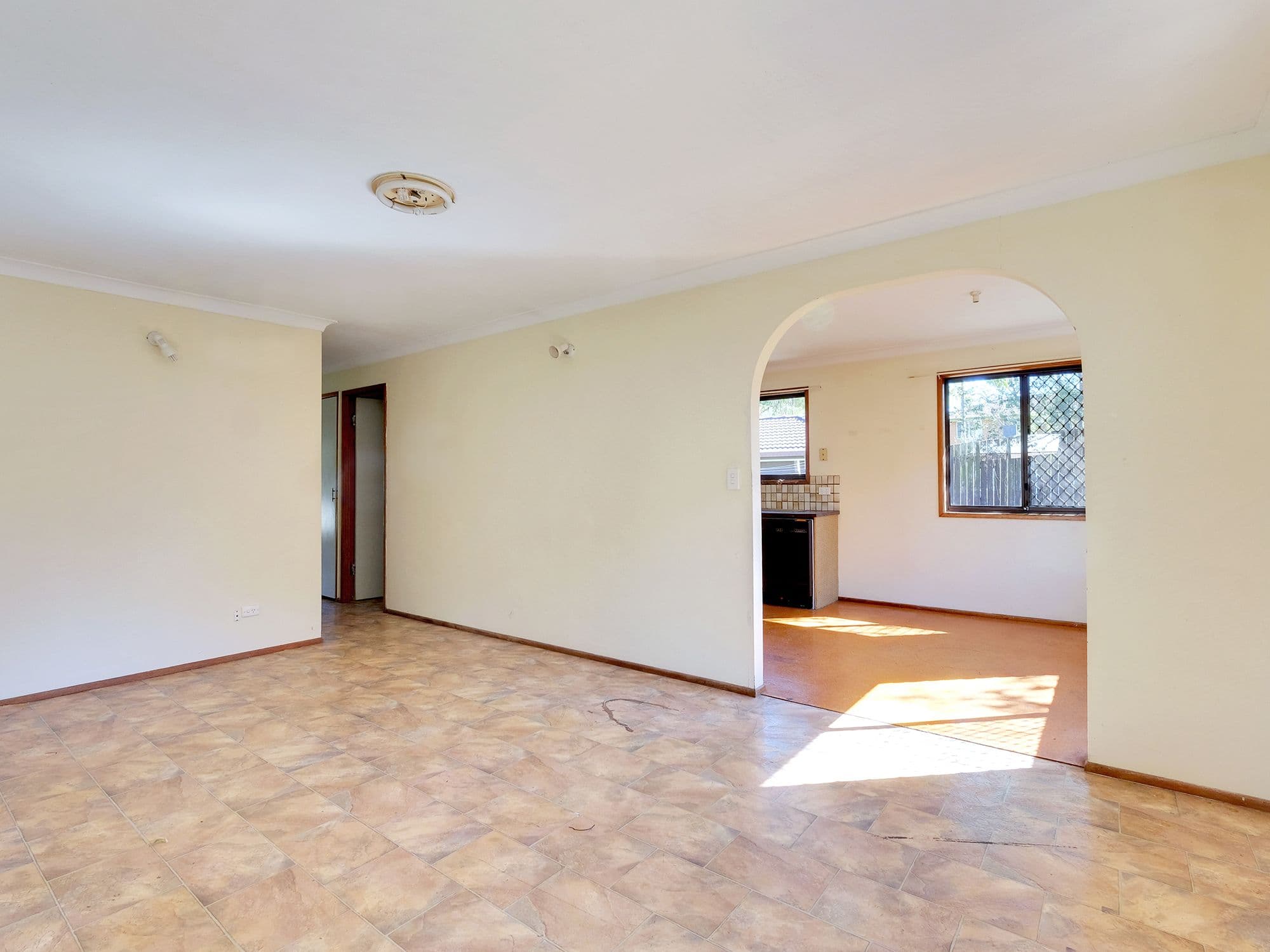 6 Siesta Street, Camira QLD 4300, Camira - Thumbnail 2