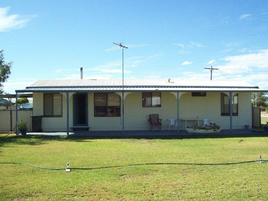 19 Tuart Street, LEEMAN WA 6514, Leeman - Image 1