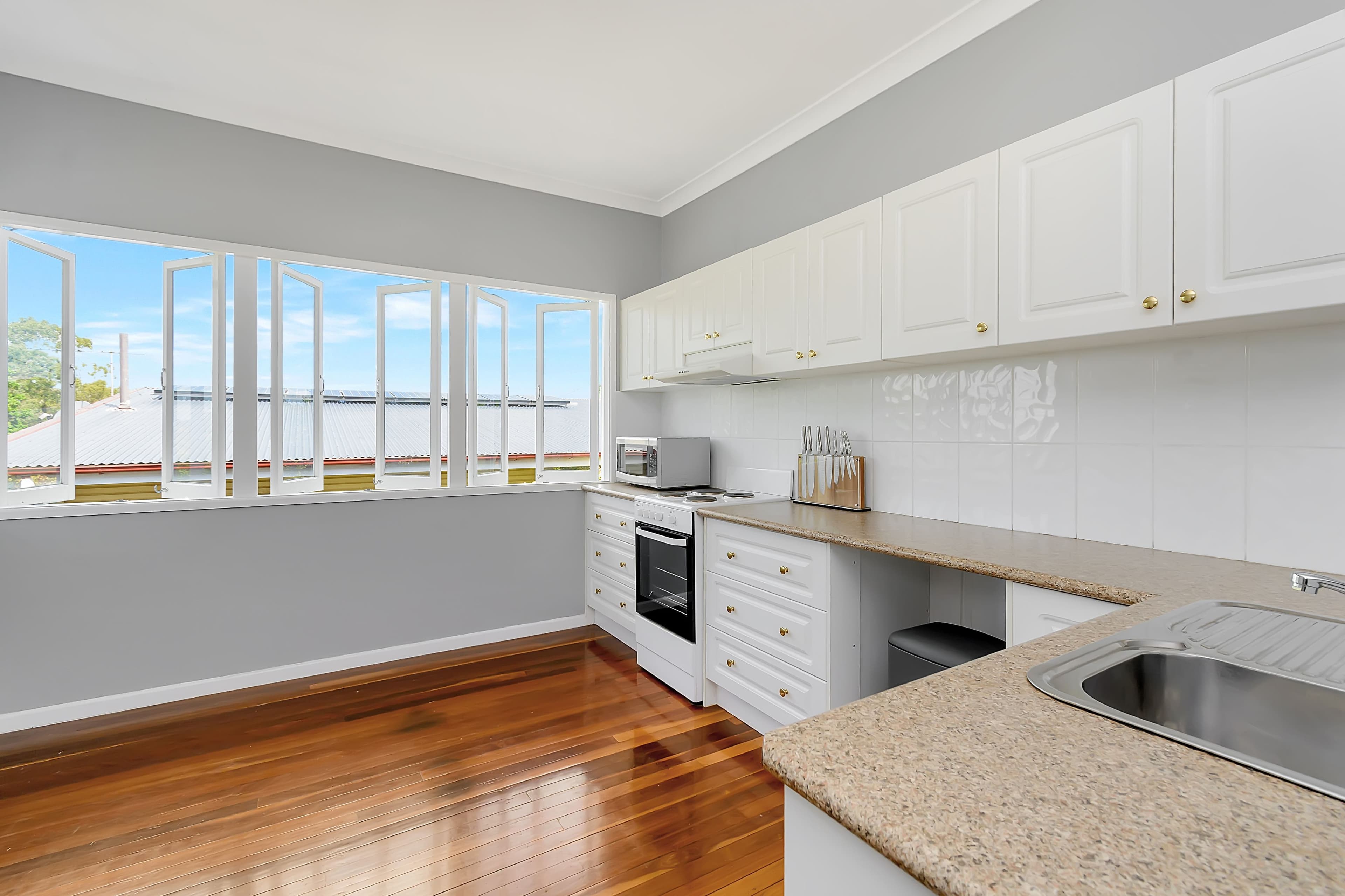 13 Gilmore Street, Leichhardt QLD 4305, Leichhardt - Thumbnail 5
